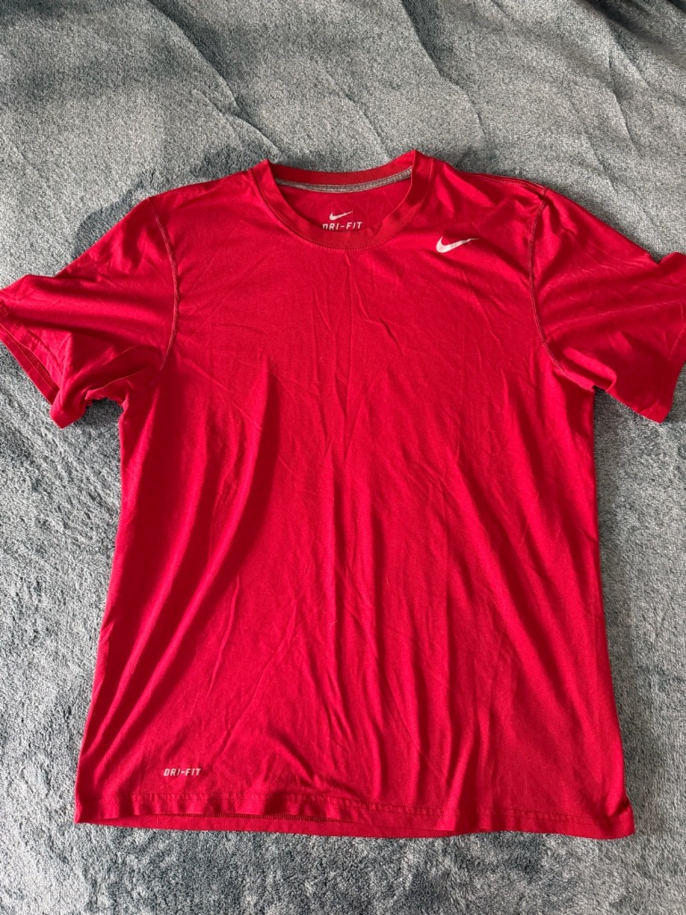 Nike‎ Men's Red Dri-FIT Performance T-Shirt Size Large